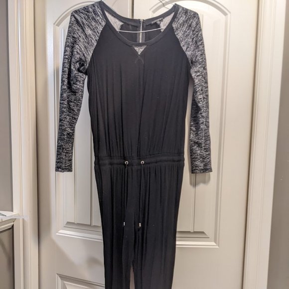 Women's Size XS Jumper Romper Jumpsuit Sports One Piece Black White - Picture 1 of 3